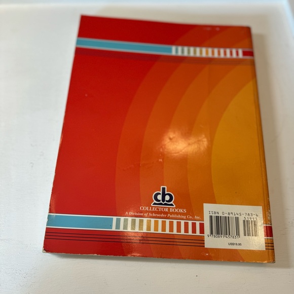 1997/99 Ronald McDonald's Collectibles Identification & Value Guide 1979 to 1996 - Picture 6 of 16